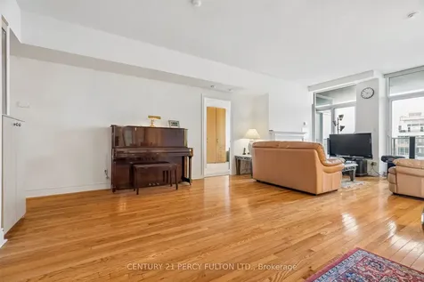 1 Rean Drive Toronto ON M2K 3C1