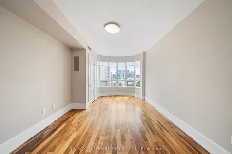 660 Sheppard Avenue E Toronto ON M2K 3E5