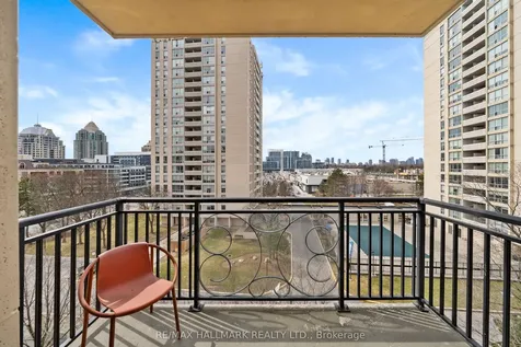 660 Sheppard Avenue E Toronto ON M2K 3E5