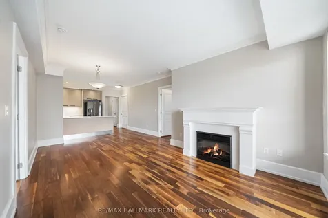 660 Sheppard Avenue E Toronto ON M2K 3E5