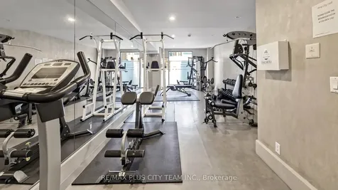 111 Elizabeth Street Toronto ON M5G 1P7