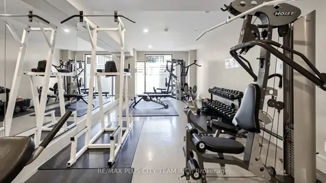 111 Elizabeth Street Toronto ON M5G 1P7