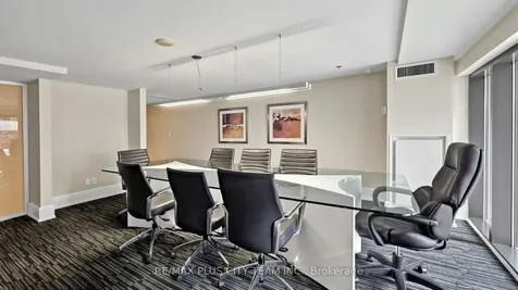 111 Elizabeth Street Toronto ON M5G 1P7
