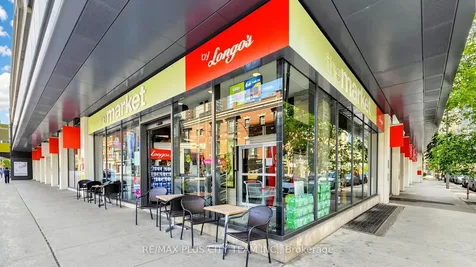 111 Elizabeth Street Toronto ON M5G 1P7