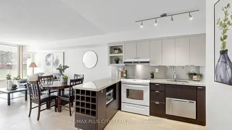 111 Elizabeth Street Toronto ON M5G 1P7