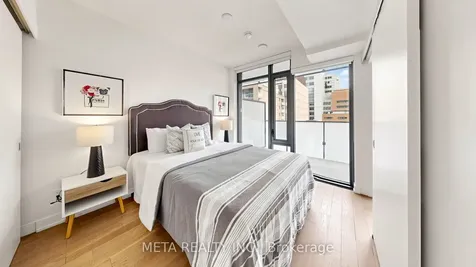 25 Richmond Street E Toronto ON M5C 0A6
