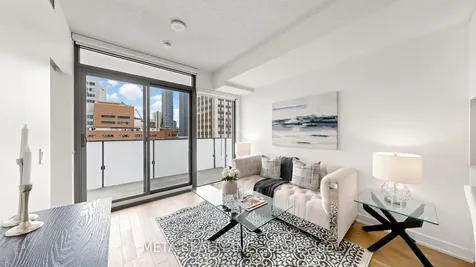 25 Richmond Street E Toronto ON M5C 0A6