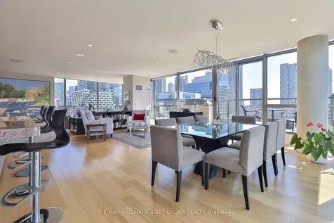 55 Stewart Street Toronto ON M5V 2V1