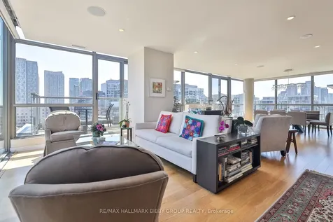 55 Stewart Street Toronto ON M5V 2V1