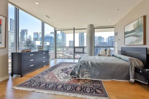 55 Stewart Street Toronto ON M5V 2V1