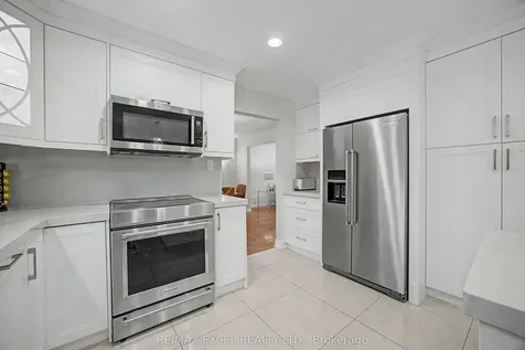 46 Robinter Drive Toronto ON M2M 3R2