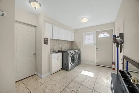 46 Robinter Drive Toronto ON M2M 3R2