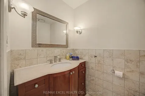 46 Robinter Drive Toronto ON M2M 3R2