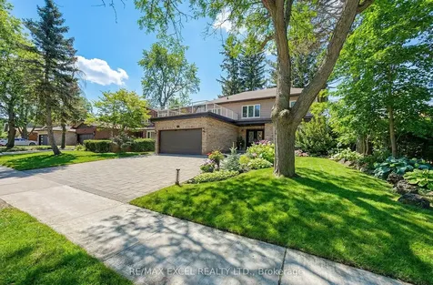 46 Robinter Drive Toronto ON M2M 3R2