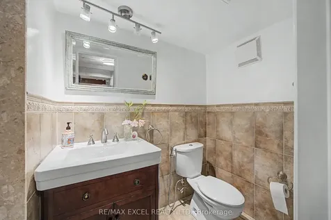 46 Robinter Drive Toronto ON M2M 3R2