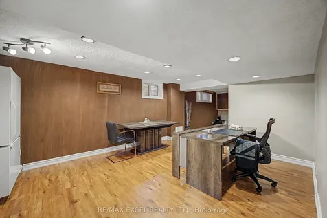 46 Robinter Drive Toronto ON M2M 3R2