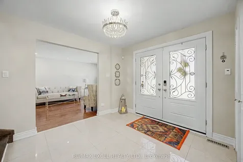 46 Robinter Drive Toronto ON M2M 3R2