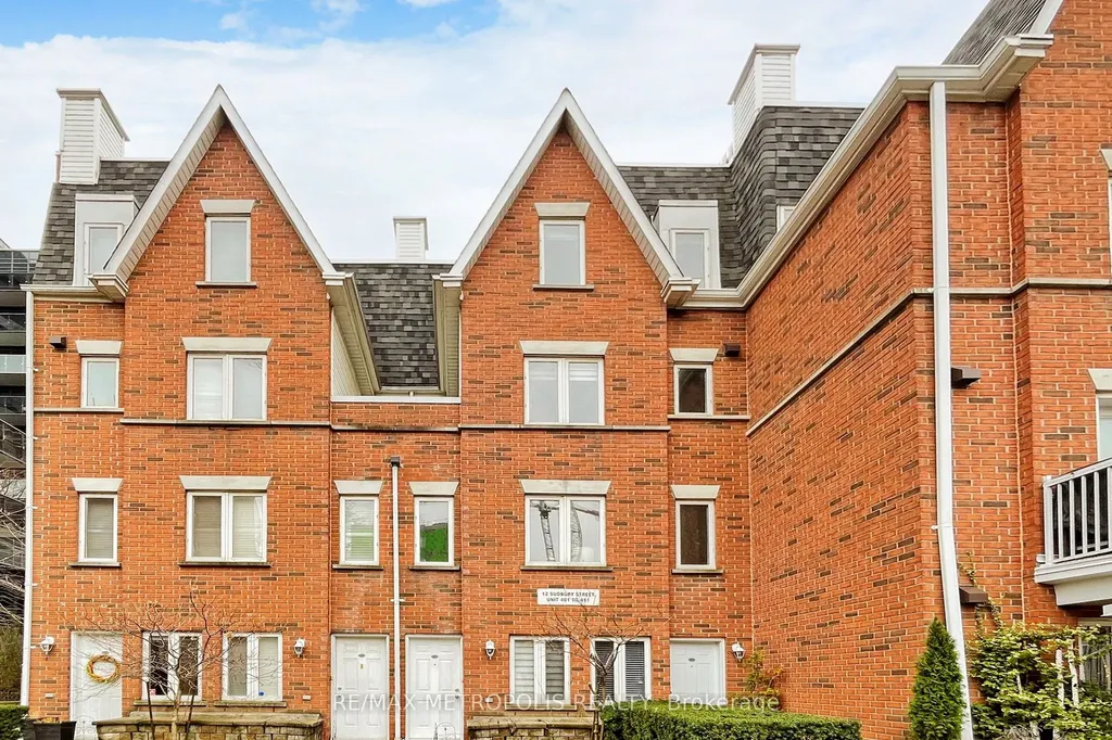 12 Sudbury Street Toronto ON M6J 3W7