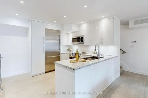 12 Sudbury Street Toronto ON M6J 3W7