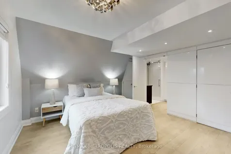 12 Sudbury Street Toronto ON M6J 3W7