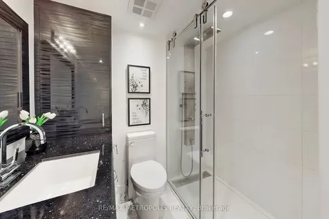 12 Sudbury Street Toronto ON M6J 3W7
