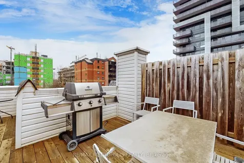 12 Sudbury Street Toronto ON M6J 3W7