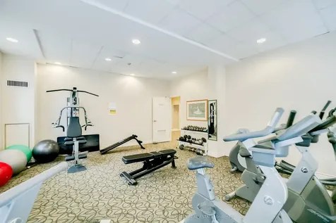 3130 Yonge Street Toronto ON M4N 2K6