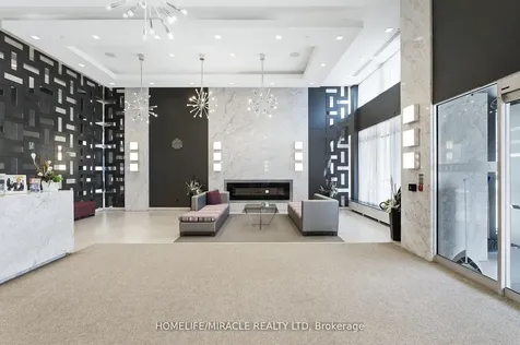 18 Graydon Hall Drive Toronto ON M3A 0A4