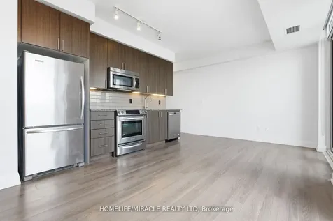 18 Graydon Hall Drive Toronto ON M3A 0A4