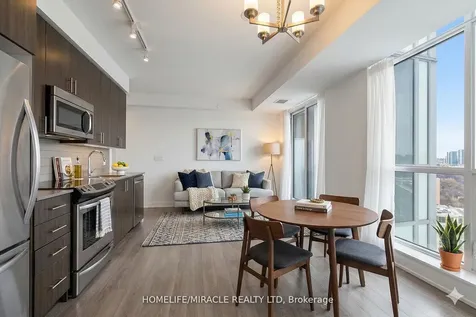 18 Graydon Hall Drive Toronto ON M3A 0A4