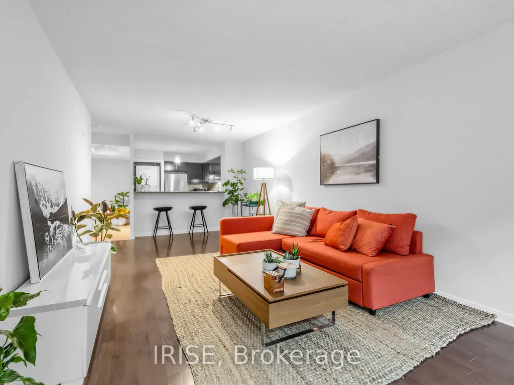 942 Yonge Street Toronto ON M4W 3S8