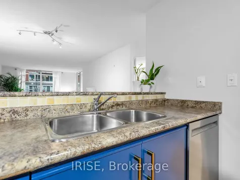942 Yonge Street Toronto ON M4W 3S8