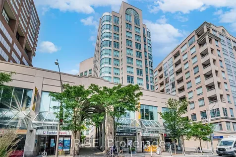 942 Yonge Street Toronto ON M4W 3S8