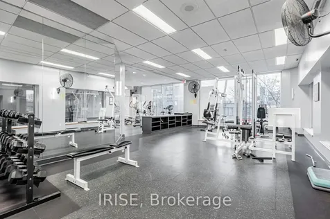 942 Yonge Street Toronto ON M4W 3S8