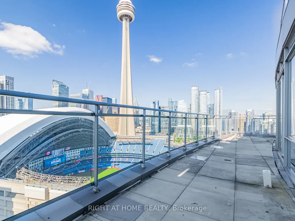 3 Navy Wharf Court Toronto ON M5V 3V1