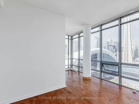 3 Navy Wharf Court Toronto ON M5V 3V1