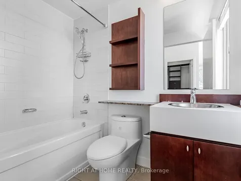 3 Navy Wharf Court Toronto ON M5V 3V1