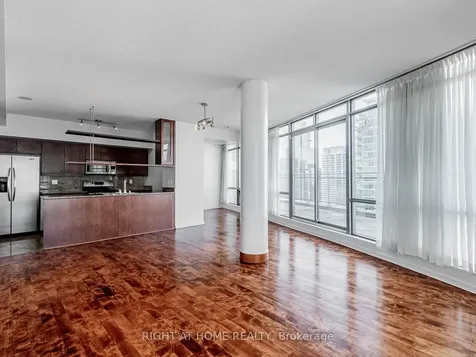 3 Navy Wharf Court Toronto ON M5V 3V1