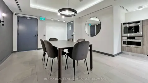2A Church Street Toronto ON M5E 0E1