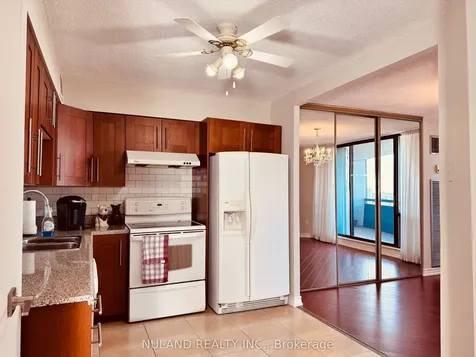 75 Graydon Hall Drive Toronto ON M3A 3M5