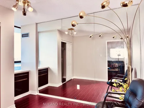 75 Graydon Hall Drive Toronto ON M3A 3M5