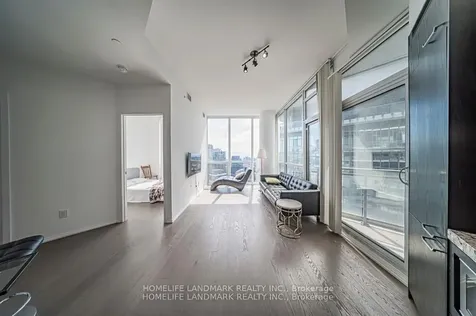 45 Charles Street E Toronto ON M4Y 0B8
