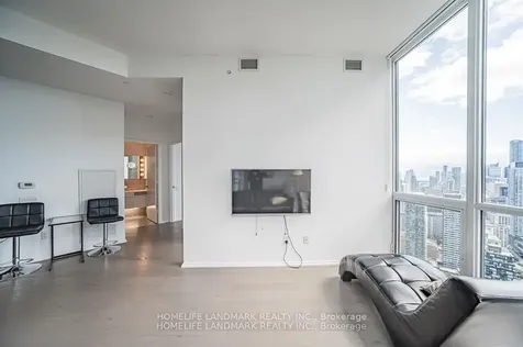 45 Charles Street E Toronto ON M4Y 0B8