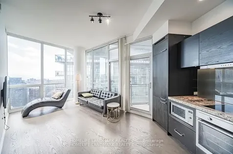 45 Charles Street E Toronto ON M4Y 0B8