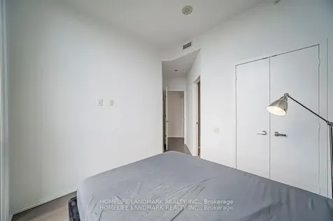45 Charles Street E Toronto ON M4Y 0B8