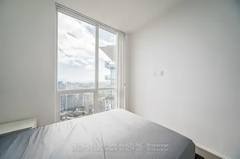 45 Charles Street E Toronto ON M4Y 0B8