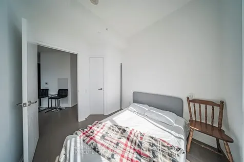 45 Charles Street E Toronto ON M4Y 0B8