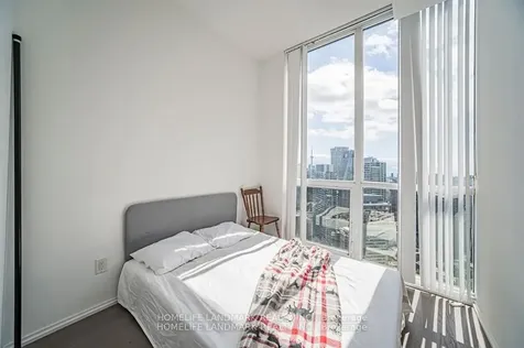 45 Charles Street E Toronto ON M4Y 0B8