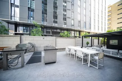 45 Charles Street E Toronto ON M4Y 0B8