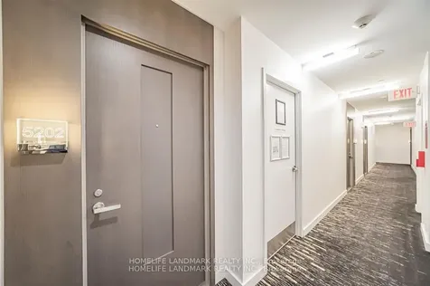 45 Charles Street E Toronto ON M4Y 0B8